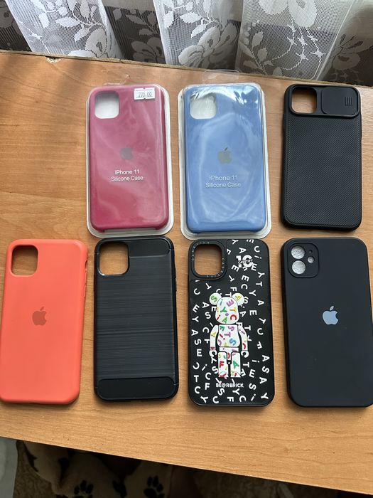 Iphone 11 чехли.