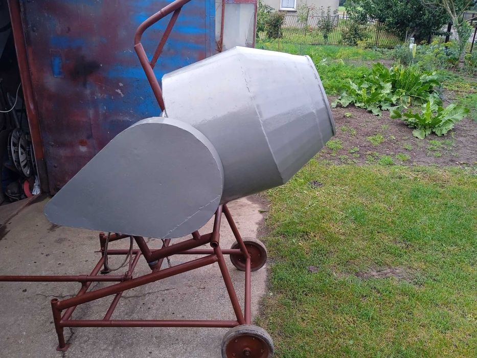 Betoniarka duża 250L