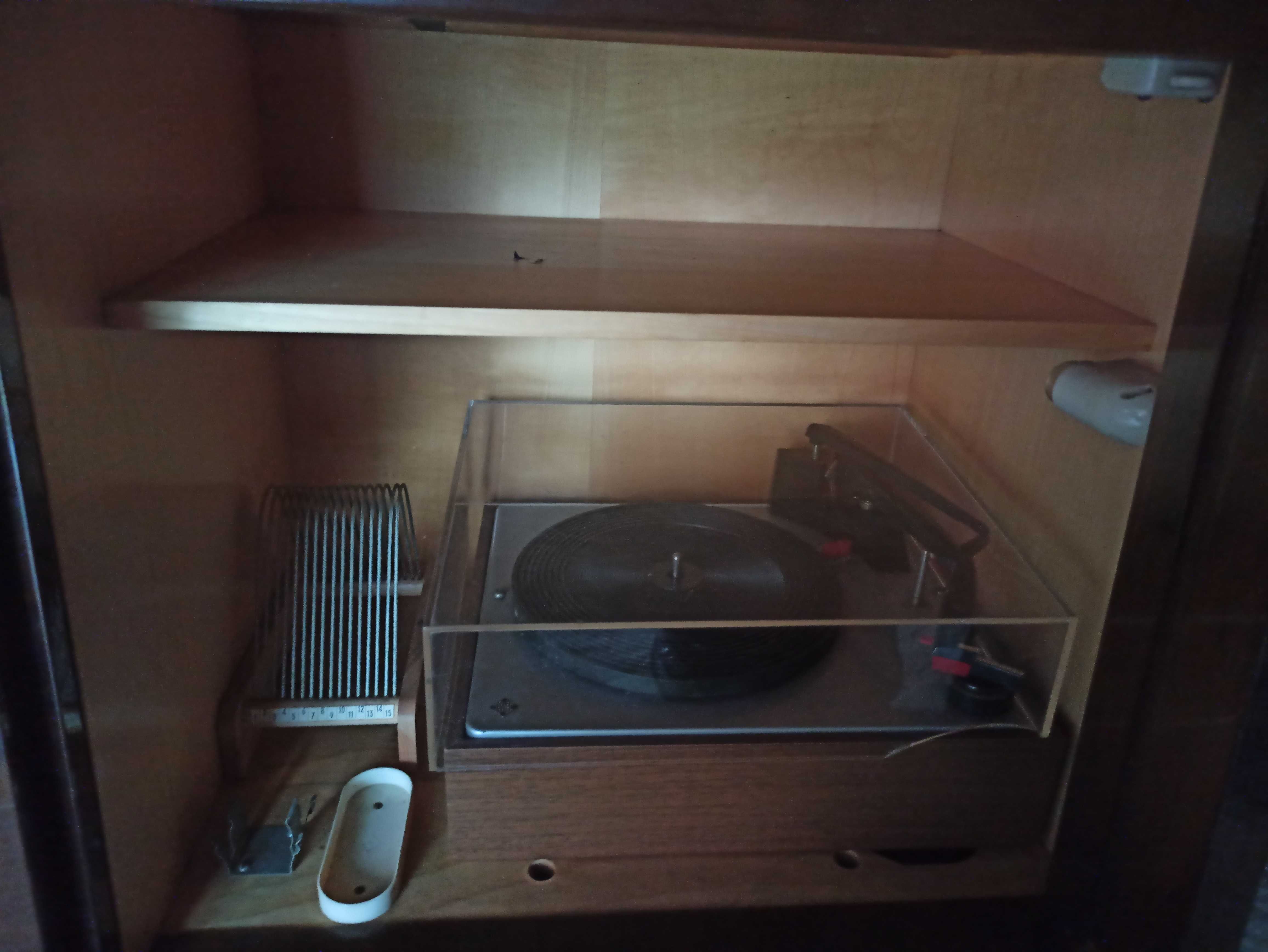Gramofon + radio = Szafa grająca .Unikat z lat 60-tych