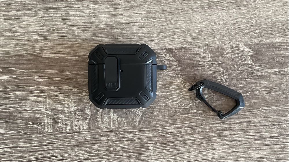 Чохол для навушників Apple Airpods 4