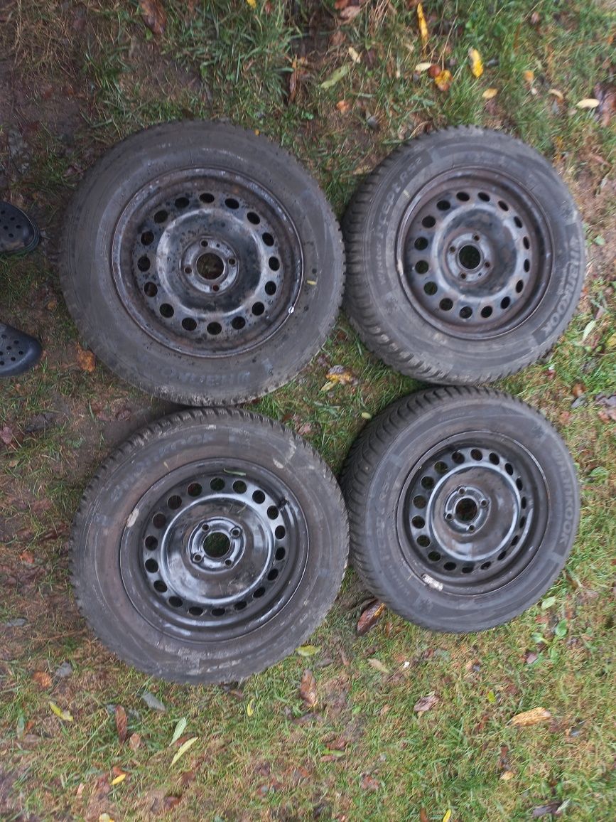 Продам шини  HANKOOK 195/65/R15