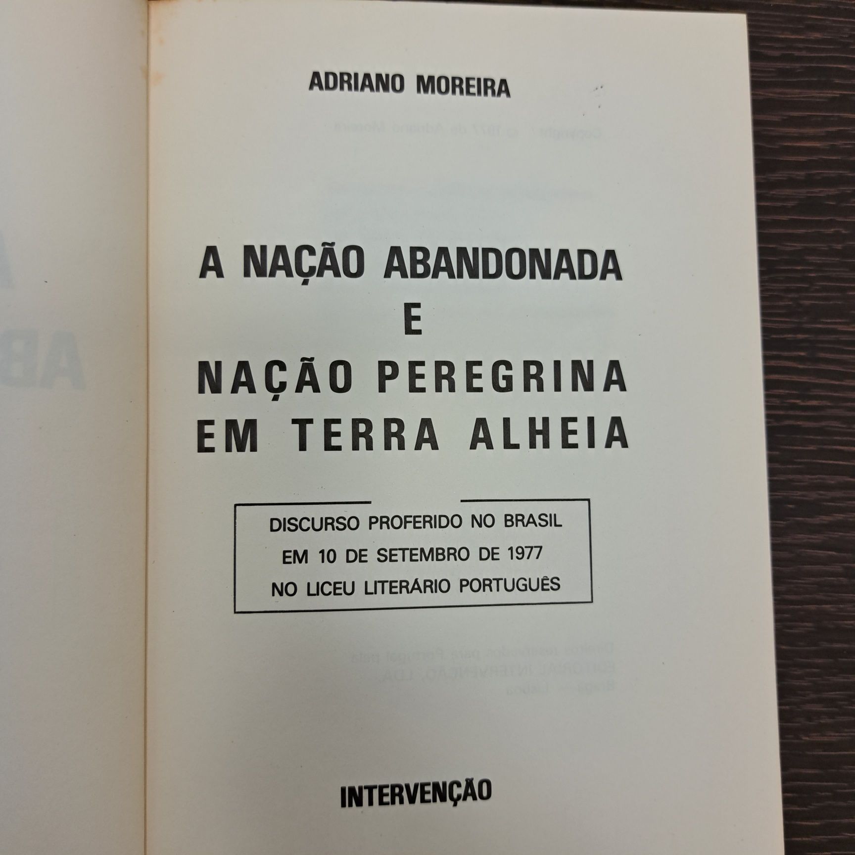 Nacao Abandonada - Adriano Moreira
