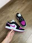 Продам БОМБЕЗНІ жіночі кросівки Nike Air Jordan 1 Low “Cactus Flowe”