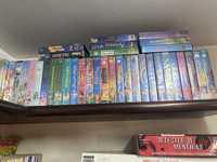 Vendo coleção de cassetes VHS com filmes de animação da Disney