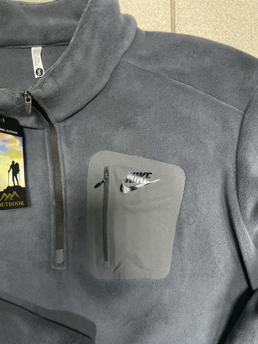 фліска Nike  в трьох кольорах
