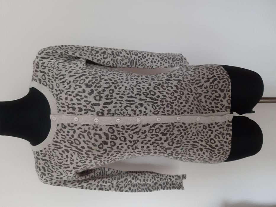 Piękny nowy sweterek Mohito panterka rozpinany hit sezonu