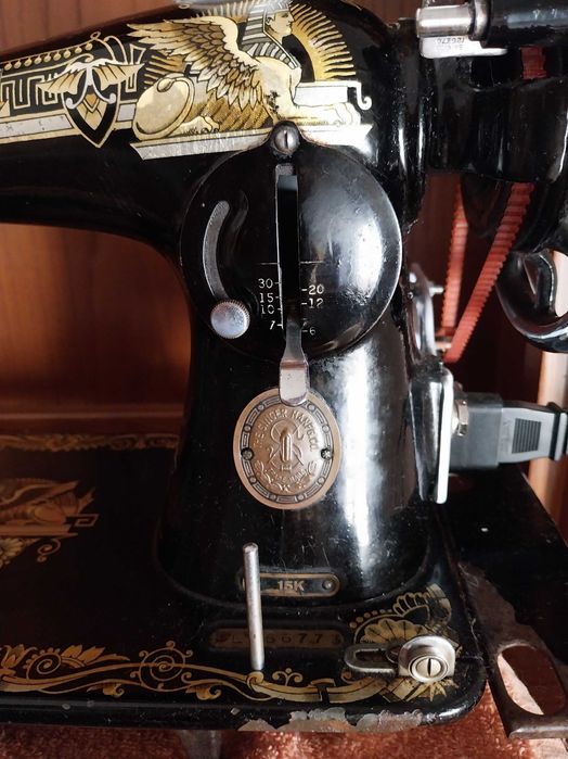 Linda máquina de costura SINGER