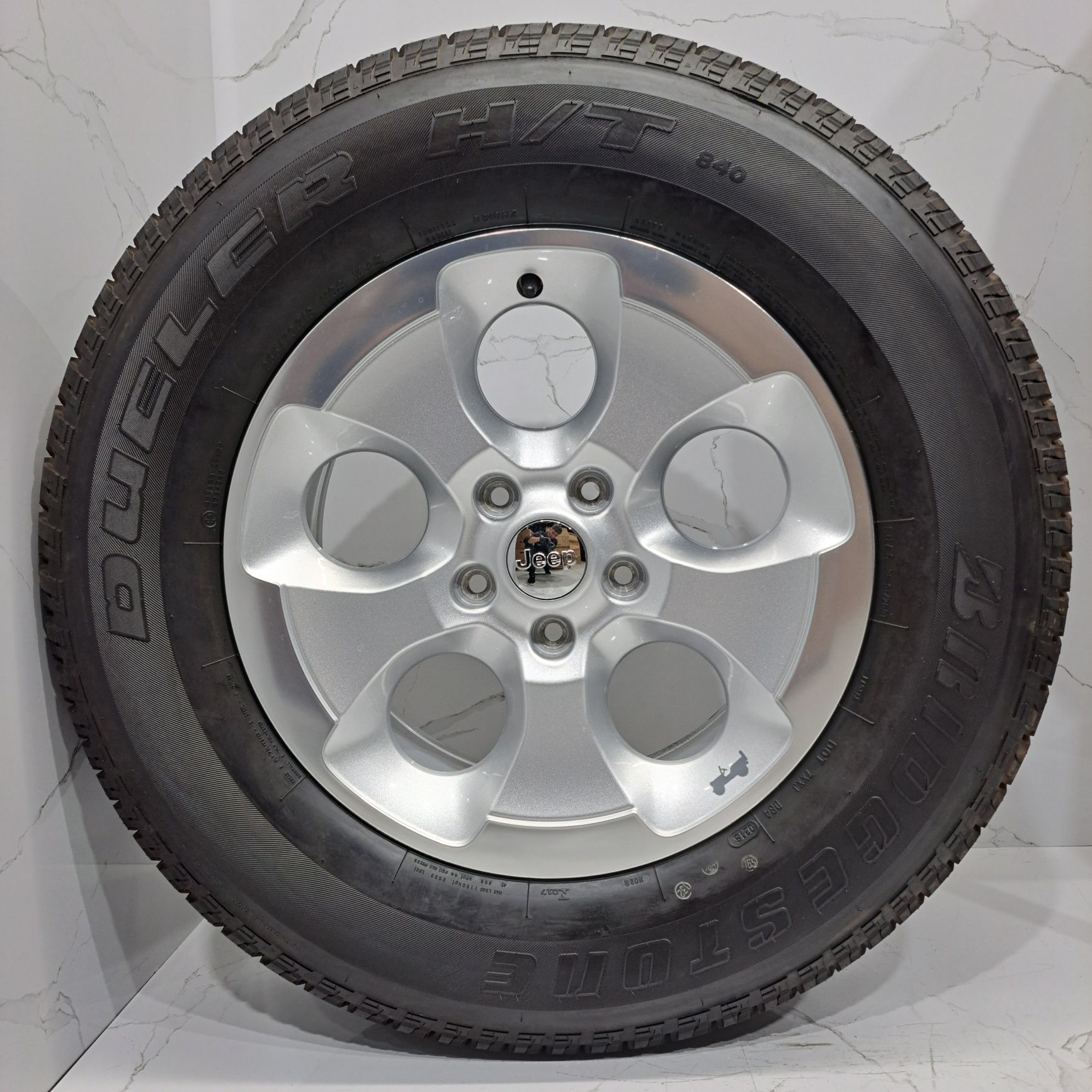 Jantes 18" originais Jeep Wrangler Sahara 5x127