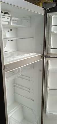 Продам холодильник Vestfrost