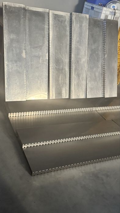 НЕРЖАВІЙКА!!! Полки у холодильну вітрину сходинкою