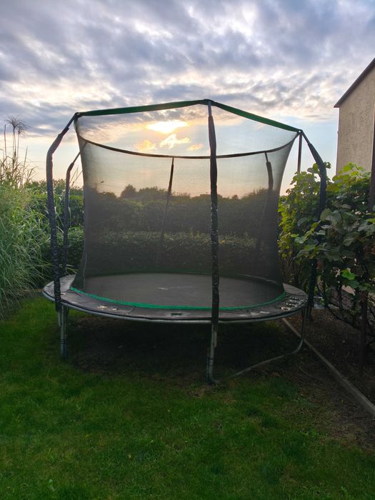 Trampolina dziecięca