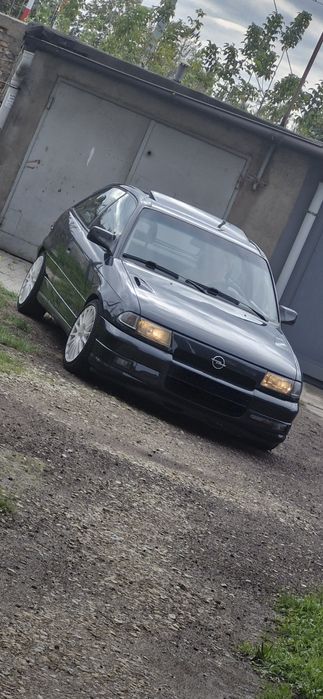 Astra Gsi 150km 16v 2.8 mot 1993r zamienię dopłacę