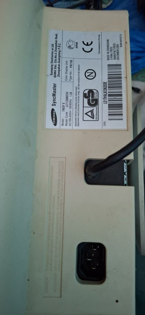 Монитор Samsung SyncMaster 795DF.