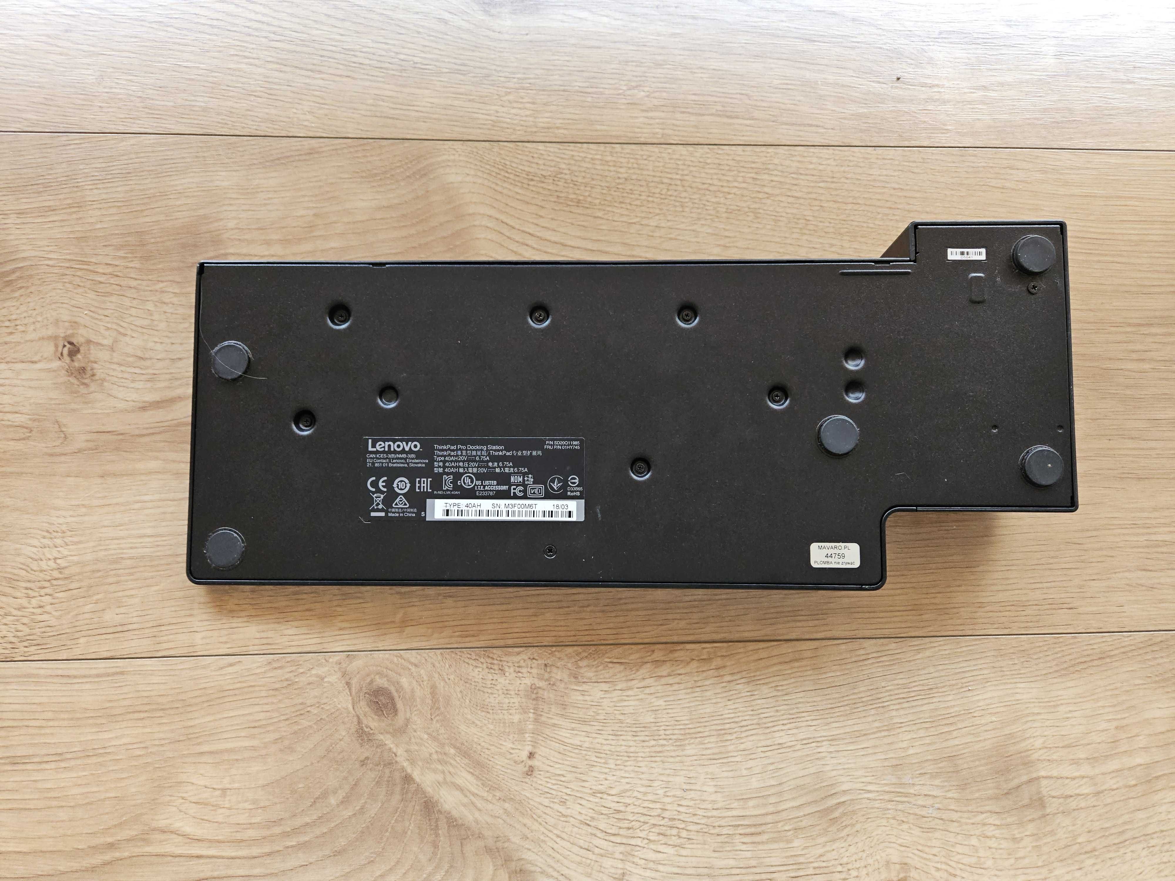 Stacja dokująca Lenovo ThinkPad Pro Docking Station type 40AH20V 6.75A