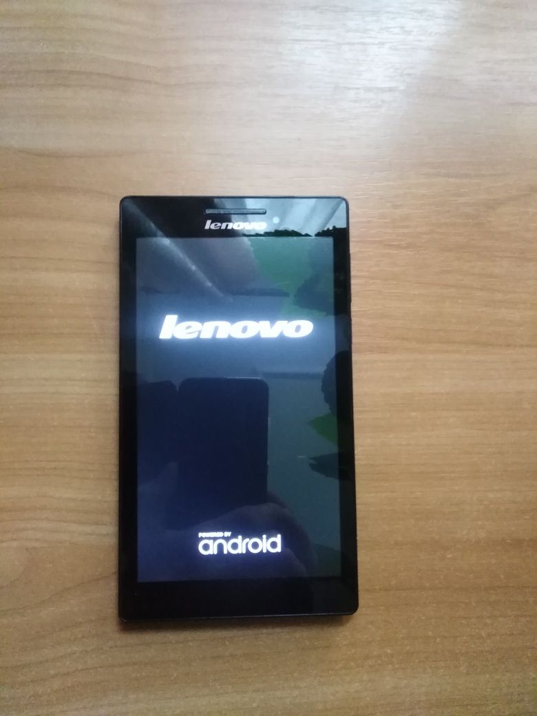 Планшет Lenovo TAB 2  A 7-20
