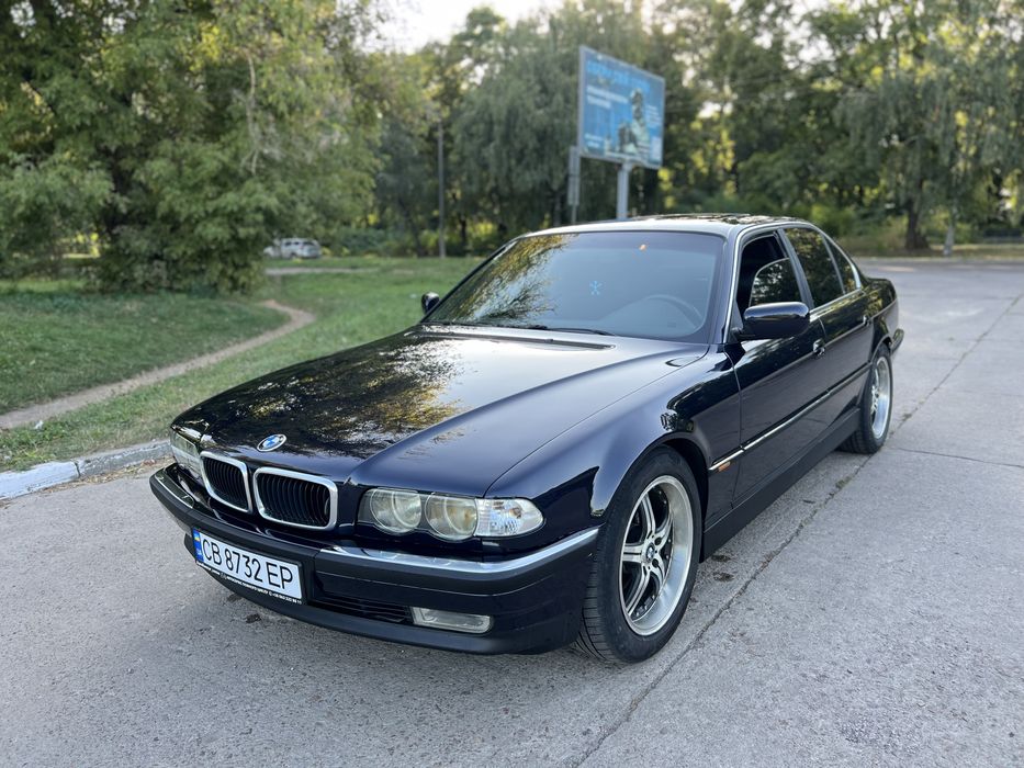 BMW 728 E38 1998 газ/бенз