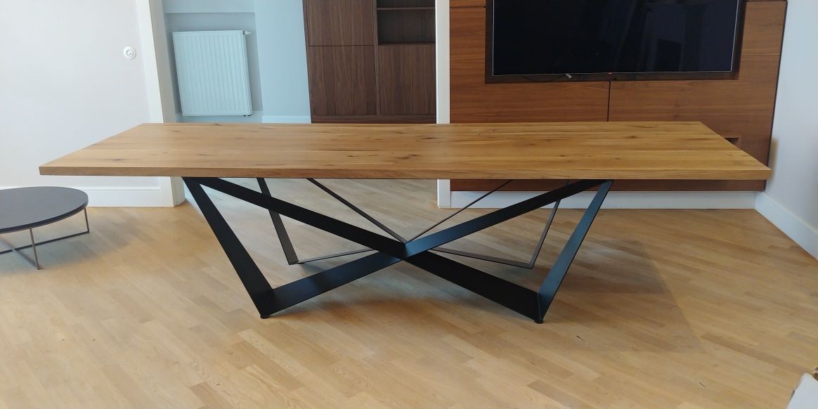 Stół dębowy. Metalowe nogi. Na wymiar