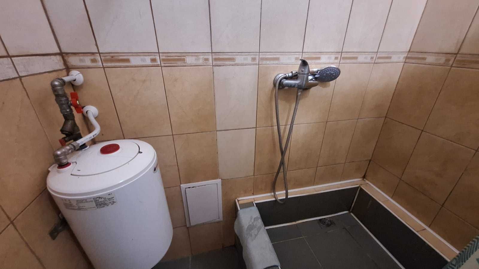в. Угорська Оренда кімнати  з євроремонтом