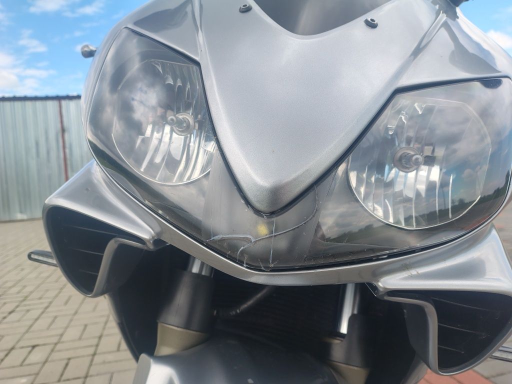 A2 Honda CBR F4i 600