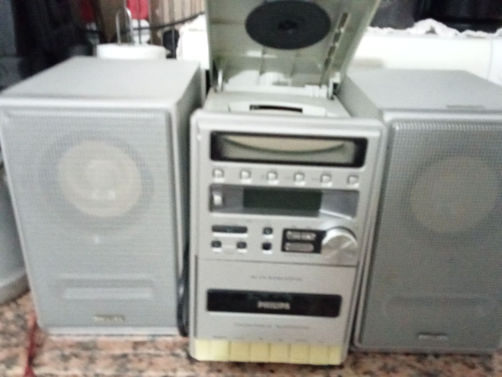 Radio CD e cassete