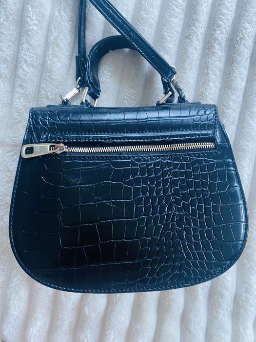 Сумка чорна,шкіряна. Dolche&Gabbana.21*19*10