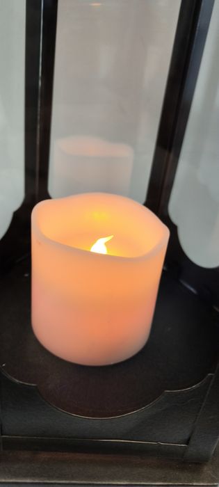 Unikatowy piękny duży lampion ażurowy ze świecą zmieniającą kolory