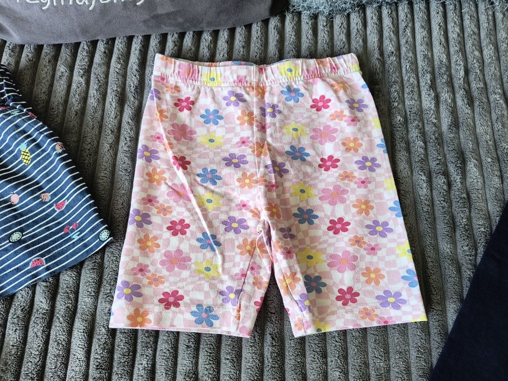 Krótkie spodenki 110 zestaw kik, Kaufland, tissaya
