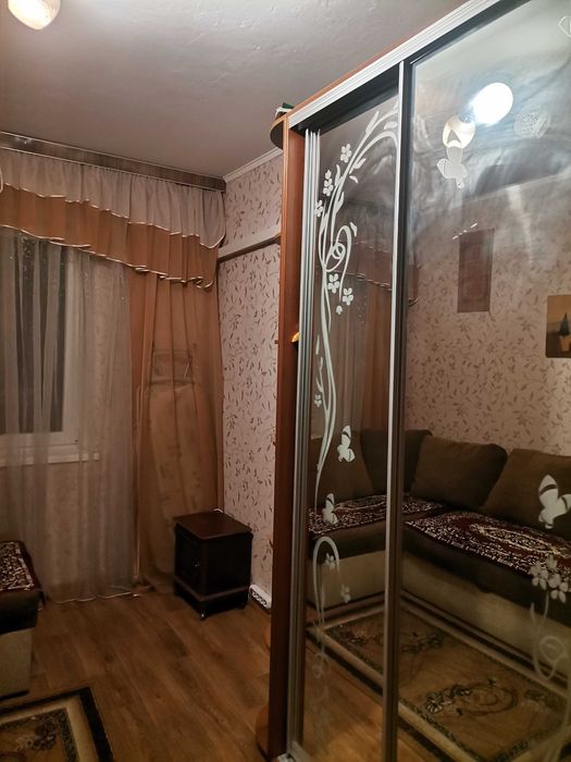 Здам кімнату для дівчини