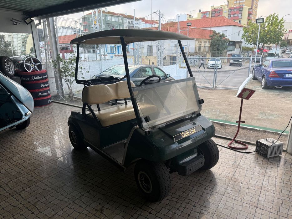 Carrinho de golfe