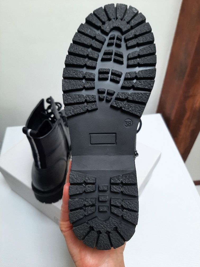 Nowe buty rockowe glany czarne skora, rozmiar 38