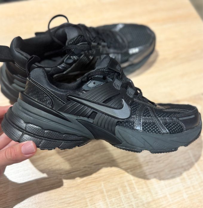 Кроси nıke V2K Run