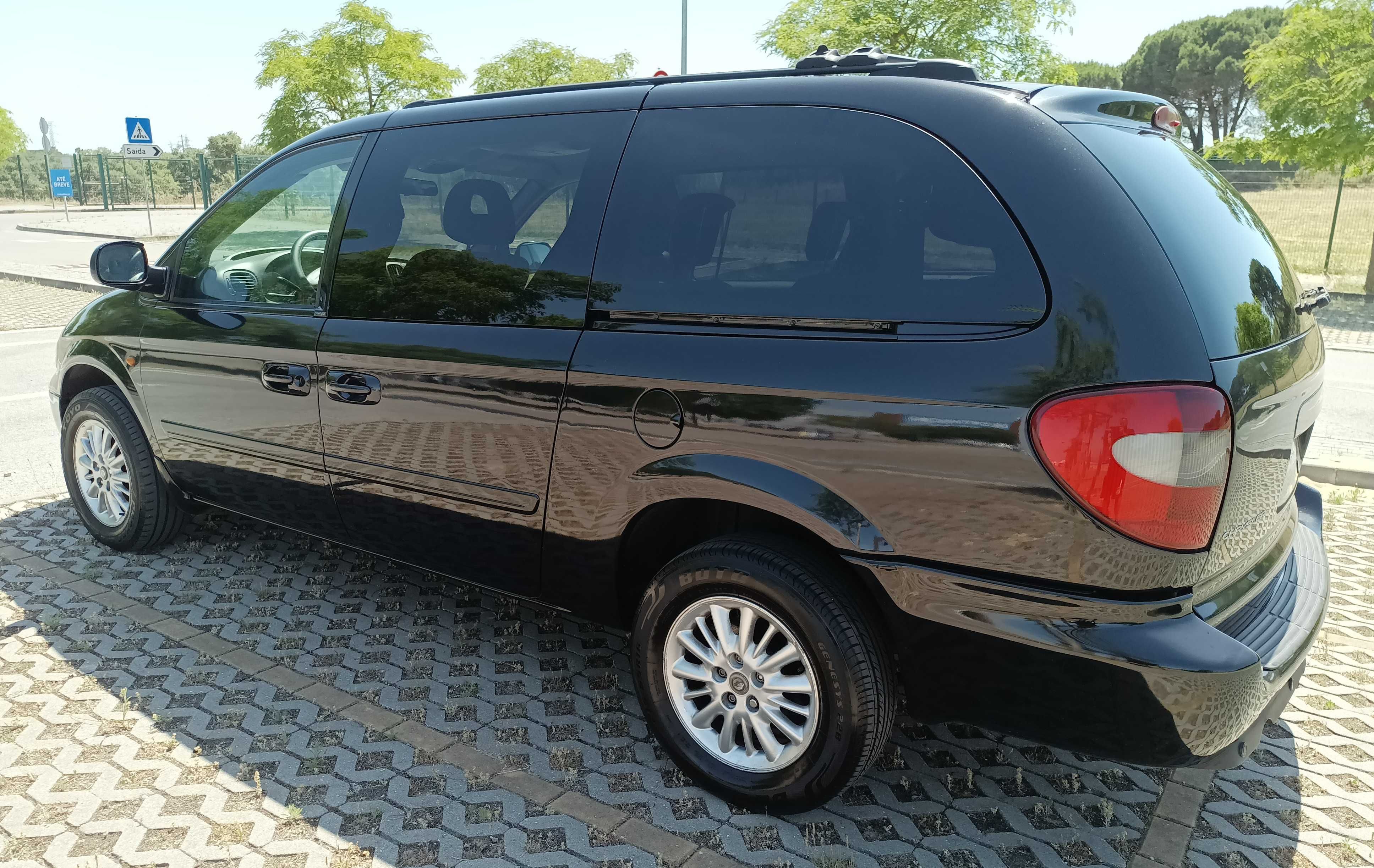 Chrysler Grand Voyager 2.8 CRD 150cv Caixa Automática 7 lugares