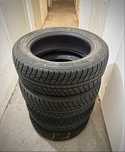 Opony NOKIAN WR SUV3 215/60 R17