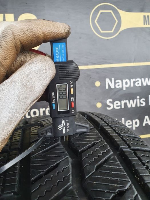Opona zimowa 215/65/16C Hankook Winter icept LV