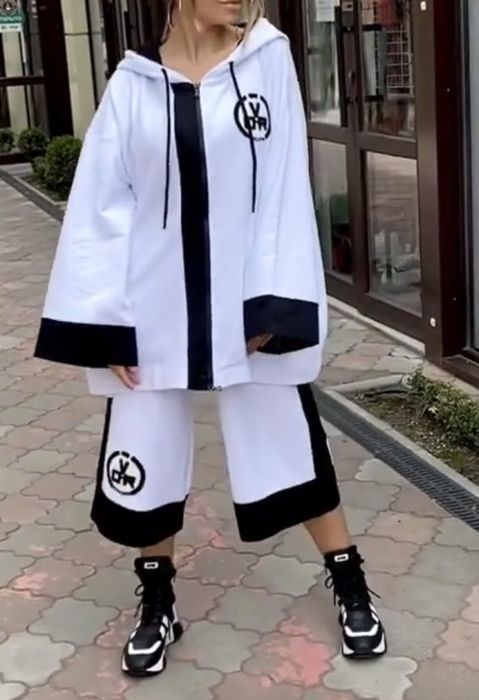 Спортивный костюм VDR