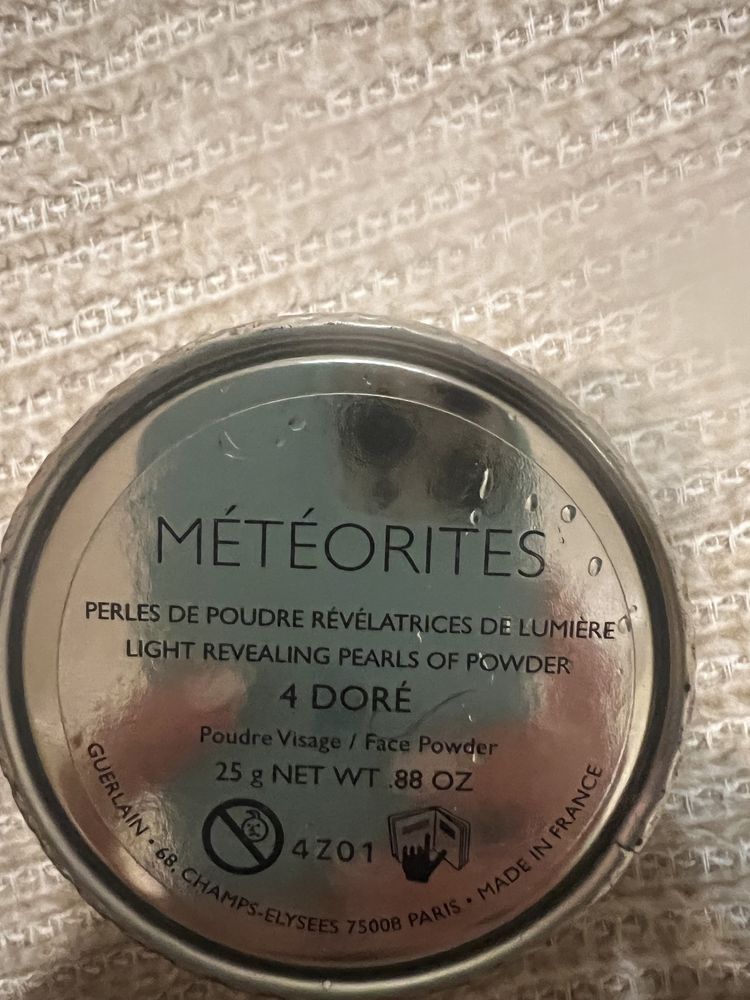 Пудра Meteorites Guerlain