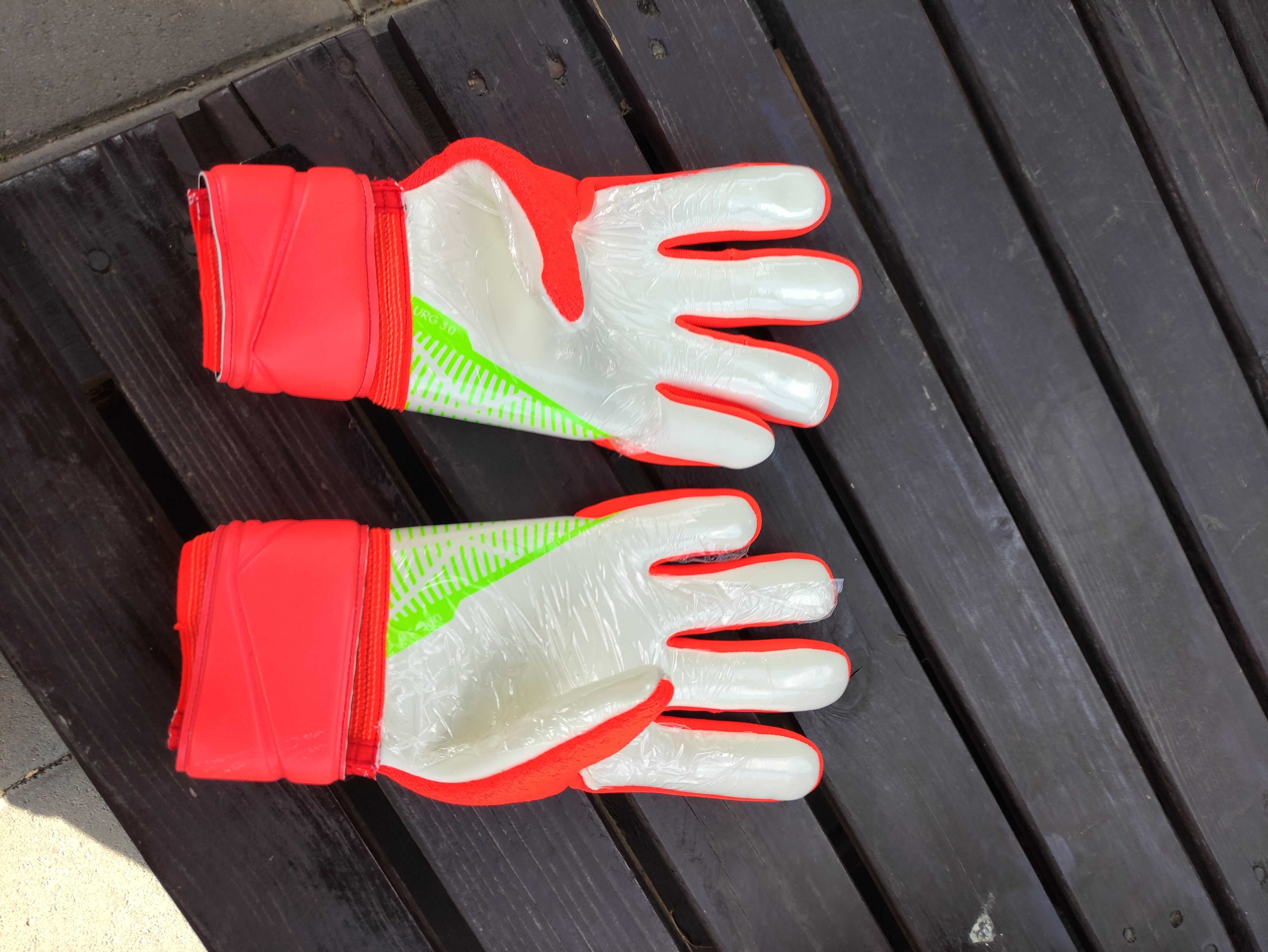 Rękawice bramkarskie Adidas Predator GL 10