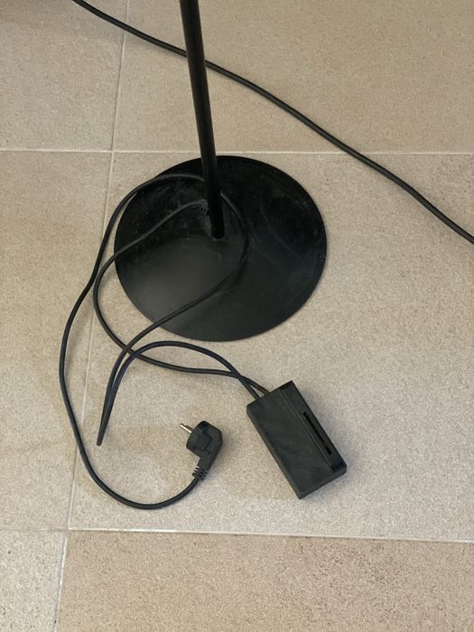 Candeeiro de pe alto com regulador de intensidade