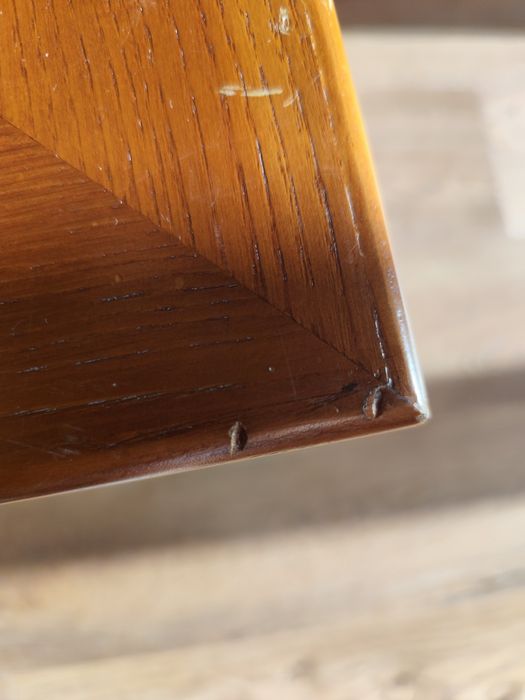 Mesa de centro de sala em cerejeira