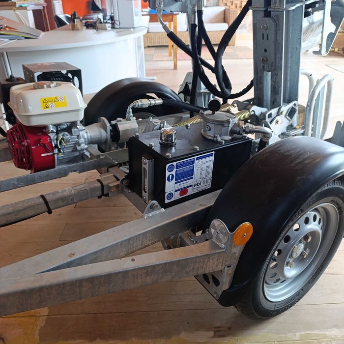 Reboque Atrelado RACHADOR DE LENHA potencia 25T Motor Honda -