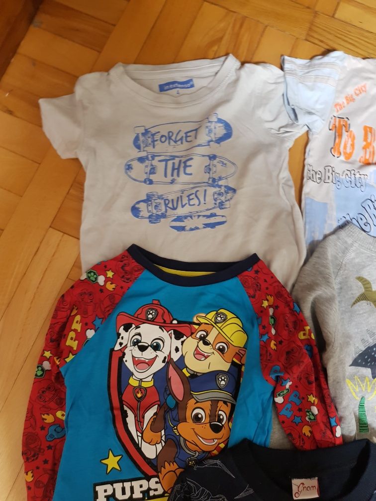 Детские регланы и футболки на 3-4 года