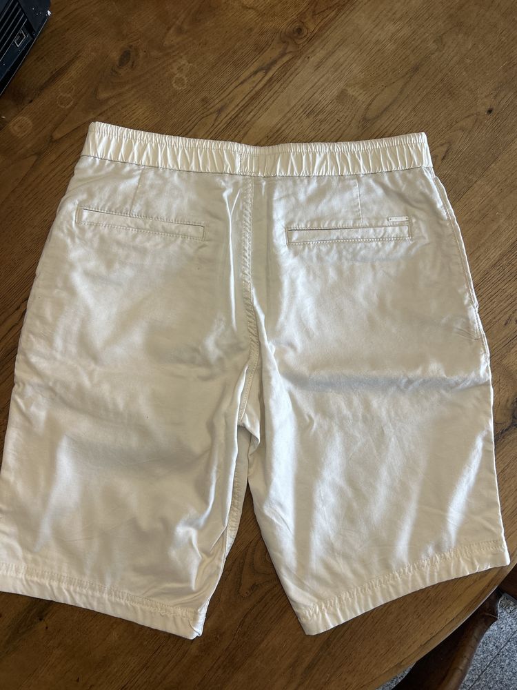Hugo Boss calções