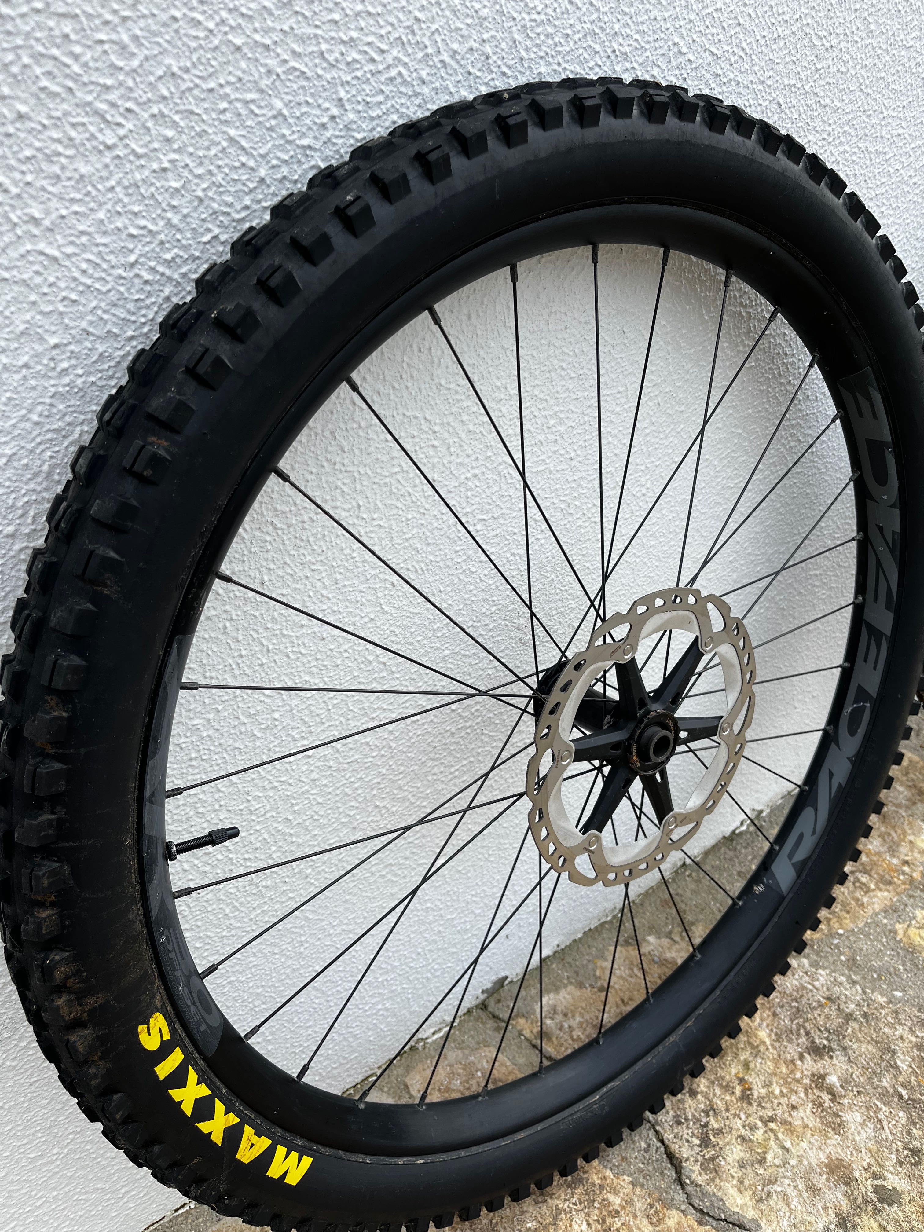 Par de rodas 29’ completas