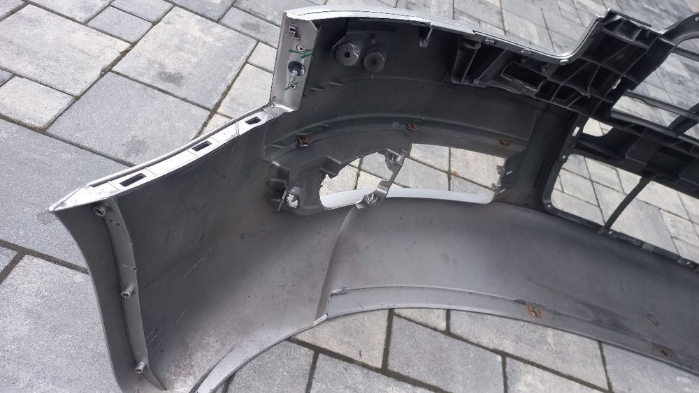 Audi a6 c6 04-08 zderzak przód przedni srebrny ly7w
