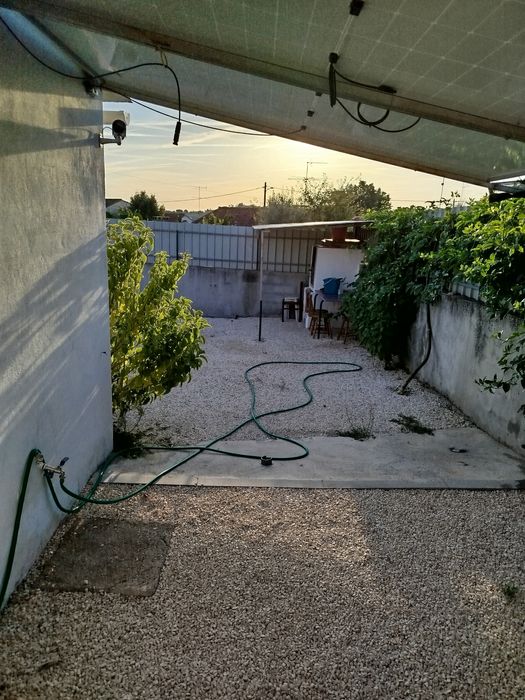 Moradia independente pronta a habitar