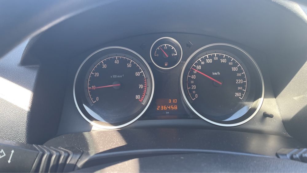 Opel Astra H универсал