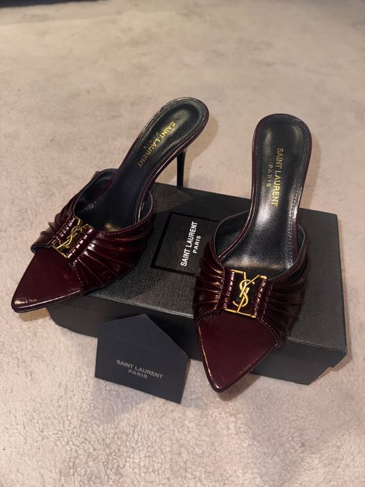 Sandalias YSL 40 Novas