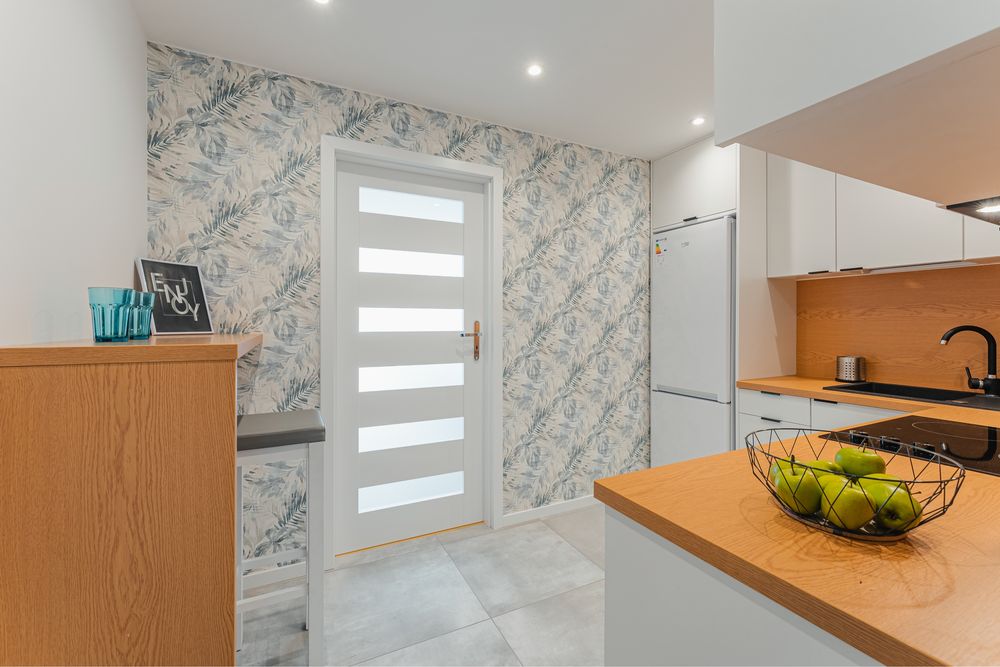 Duzy pokoj 1 osobowy z balkonem. Mieszkanie 3 osobowe NOWOSADECKA