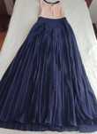 Vestido plissado comprido