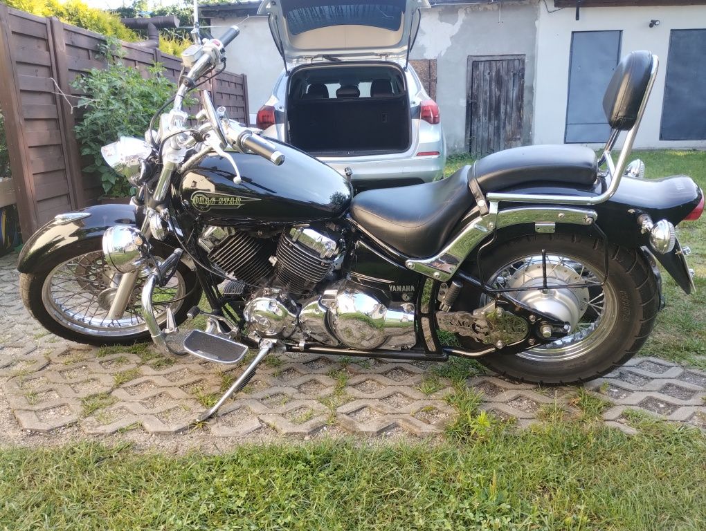 Yamaha XVS 650 Drag star